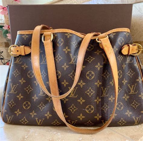 pre owned Louis Vuitton purses